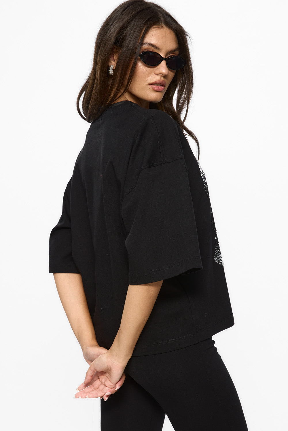 Koszulka Belle z kwiatową aplikacją w kolorze off-white W