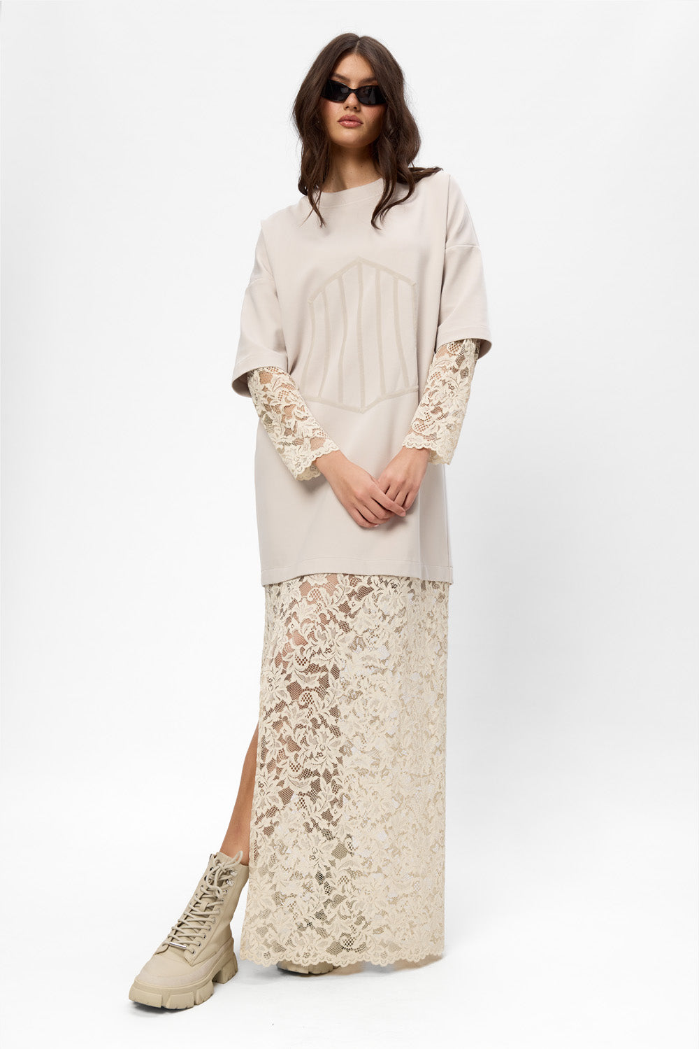 Venice vanilla Dress with lace skirt and sleeves