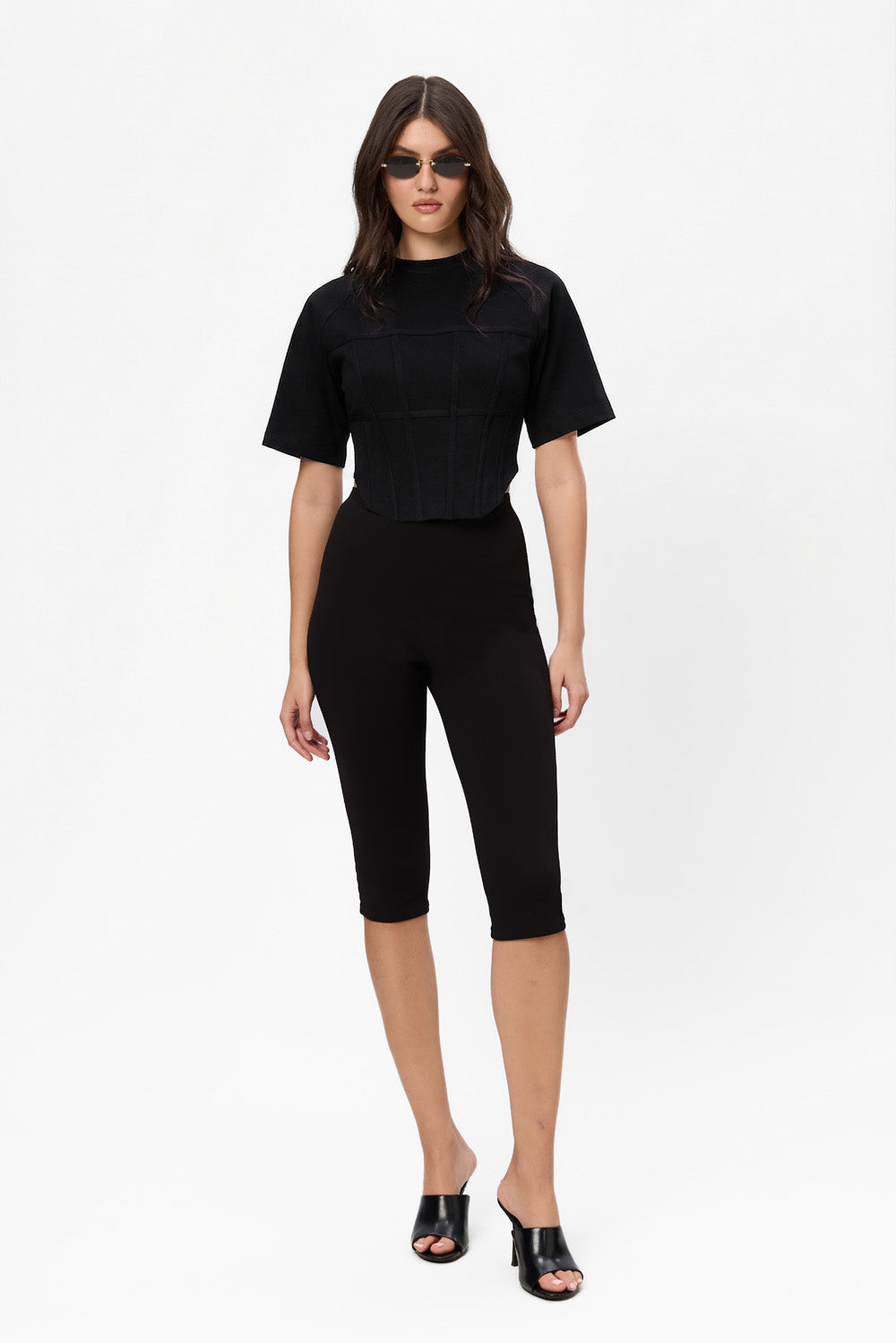 Beżowa koszulka La Perle z nadrukiem W