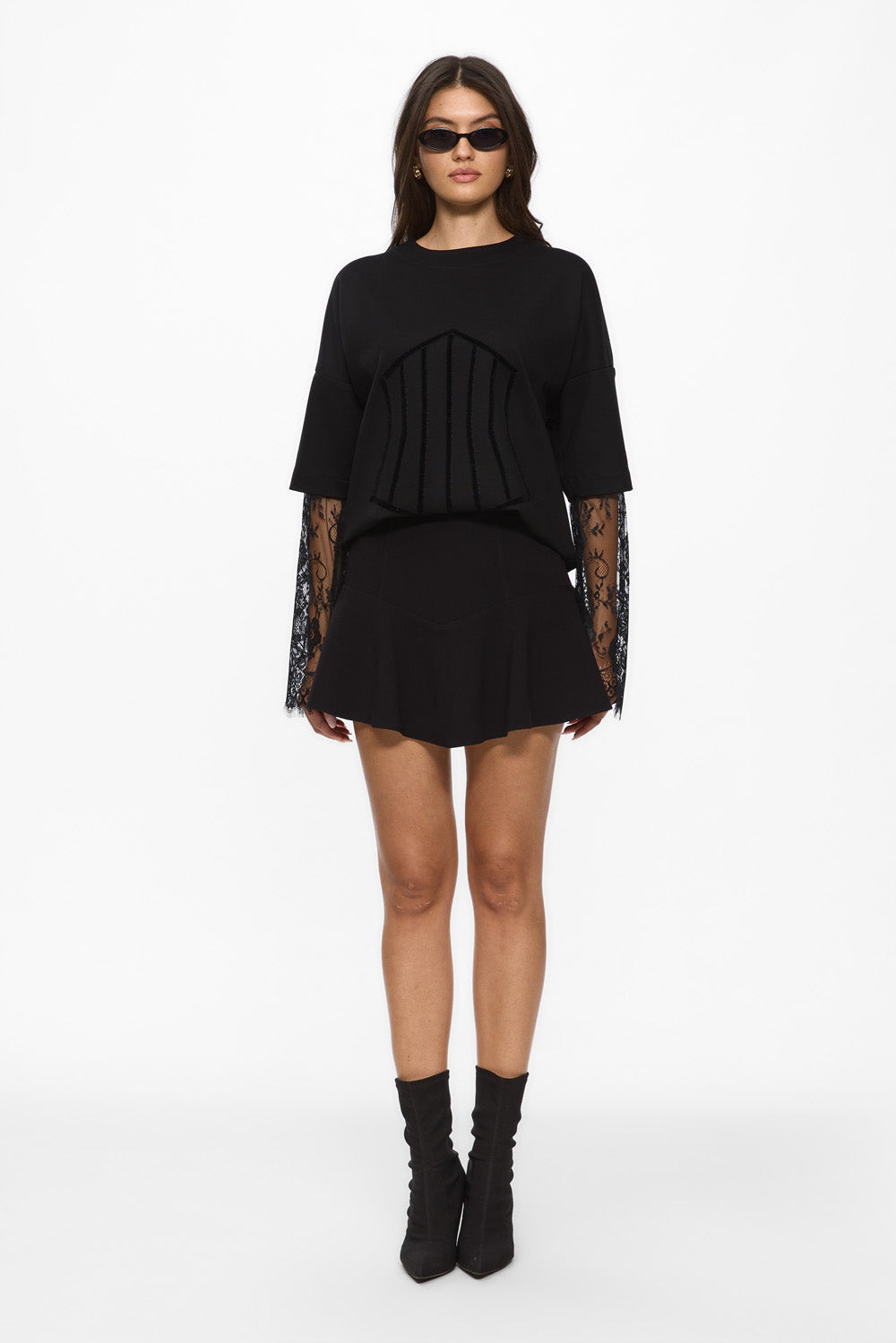 Venice black Top with lace sleeves