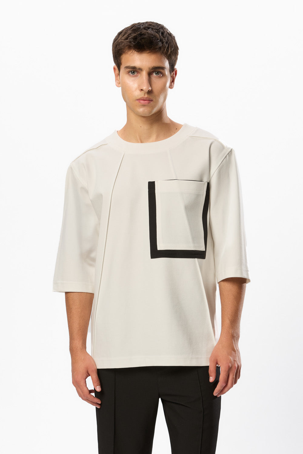 Pocket Off-White Omar T-Shirt