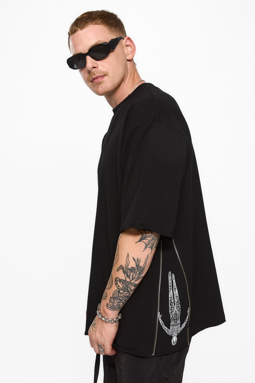 Tricou Dark negru din bumbac de barbati | Hamza | Cumpara acum