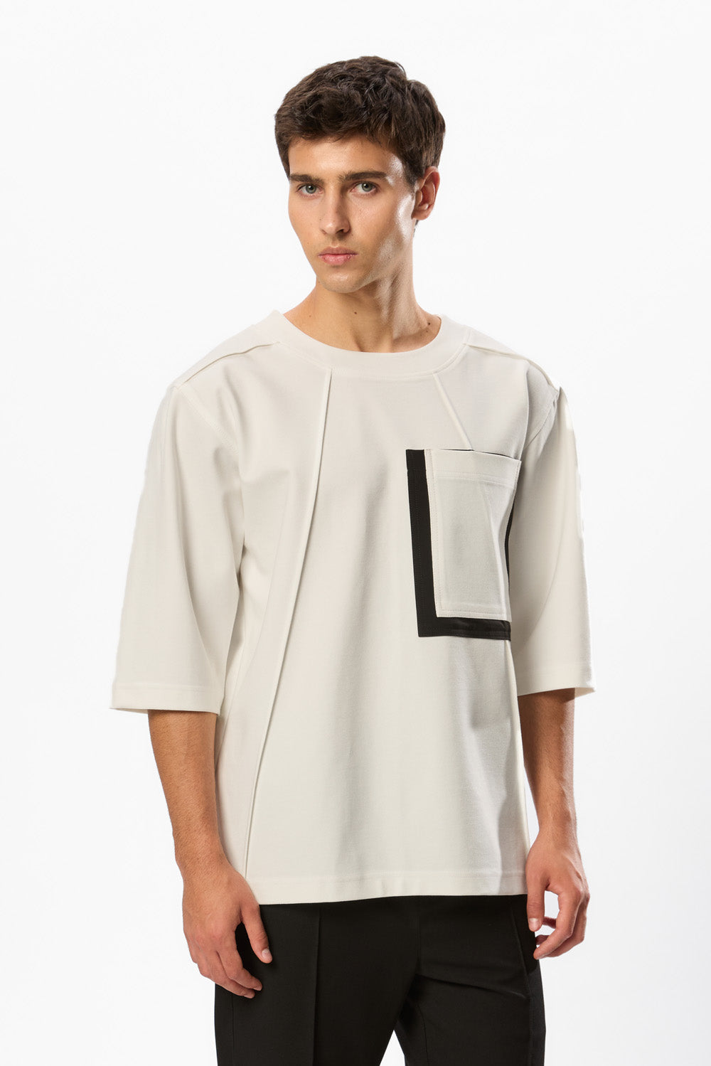 Pocket Off-White Omar T-Shirt