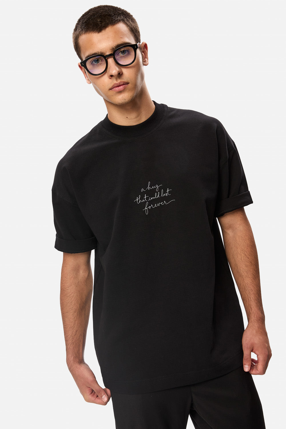 A hug One Line Black T-shirt