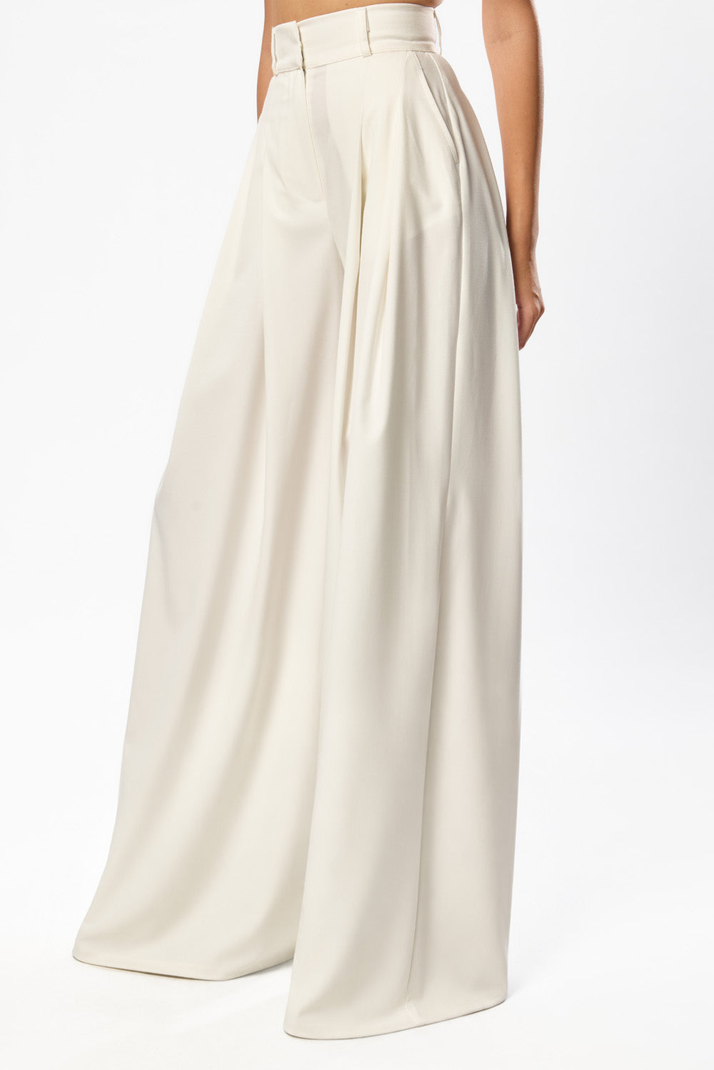 Kimi Mega Off white Woven Pants