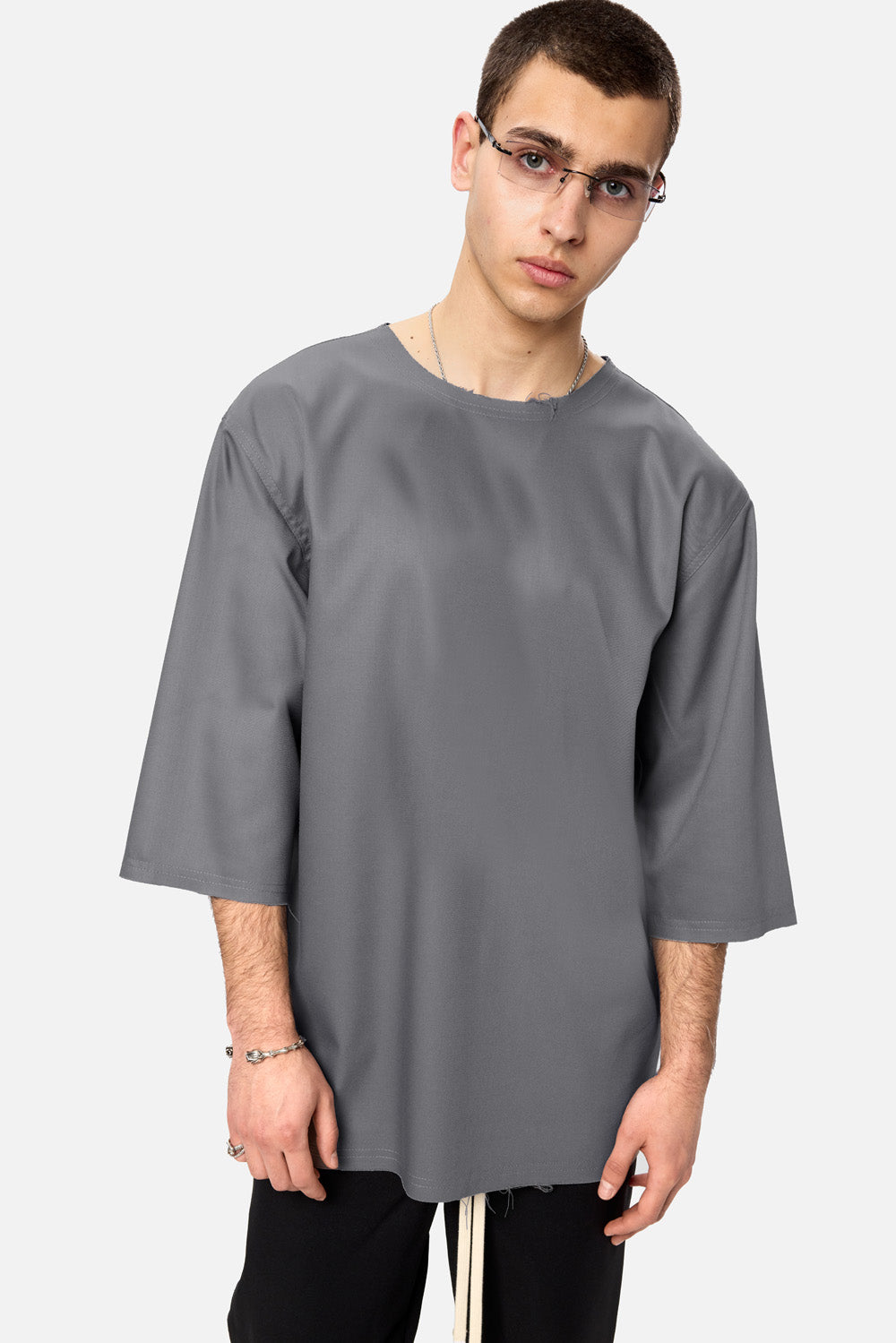 Tricou din stofă Thom | Bărbați | Gri | Stil Modern & Elegant | Confort & Funcționalitate | Atelier Hamza