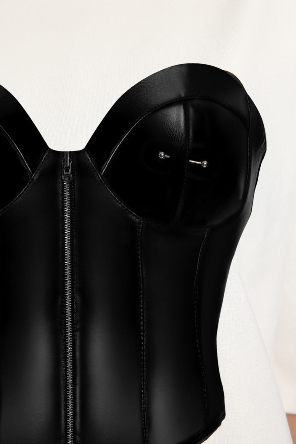 Tricou Madona cu imprimeu și piercing-uri detașabile| Femei | Alb | Stil Modern & Elegant | Confort & Funcționalitate | Atelier Hamza