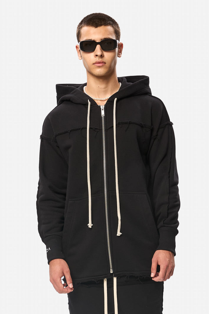 Crudo Black Hanorac negru Unfinished edges , confecționat din bumbac, perfect pentru un stil casual și urban.