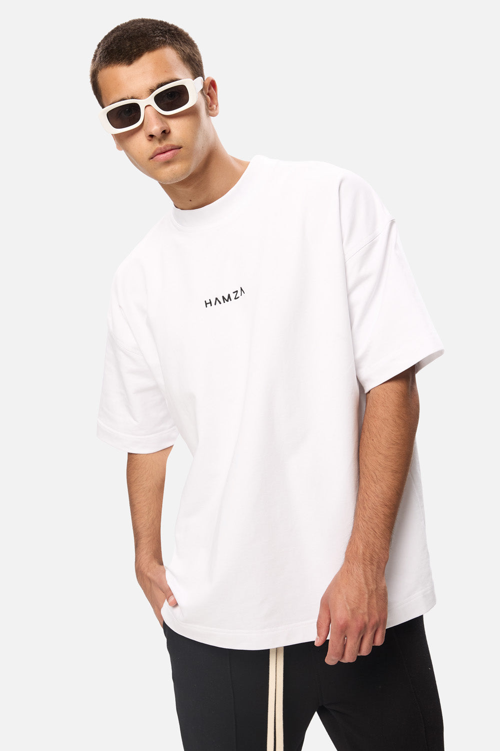 Tricou cu imprimeu Alpha 2.0 | Bărbați | Alb | Stil Modern & Elegant | Confort & Funcționalitate | Atelier Hamza
