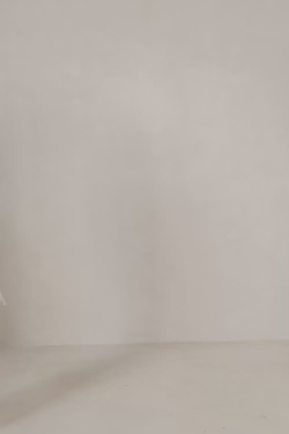 Pantaloni evazați Karol | Femei | Alb | Stil Modern & Elegant | Confort & Funcționalitate | Atelier Hamza