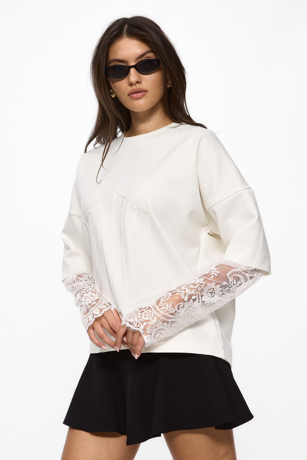 Venice  Top with lace sleeves | Women | Off-White | Modern & Elegant Style | Comfort & Functionality | Atelier Hamza