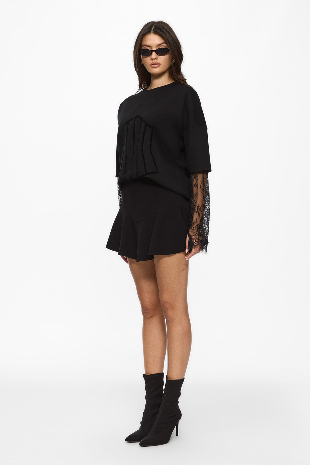 Venice black Top with lace sleeves
