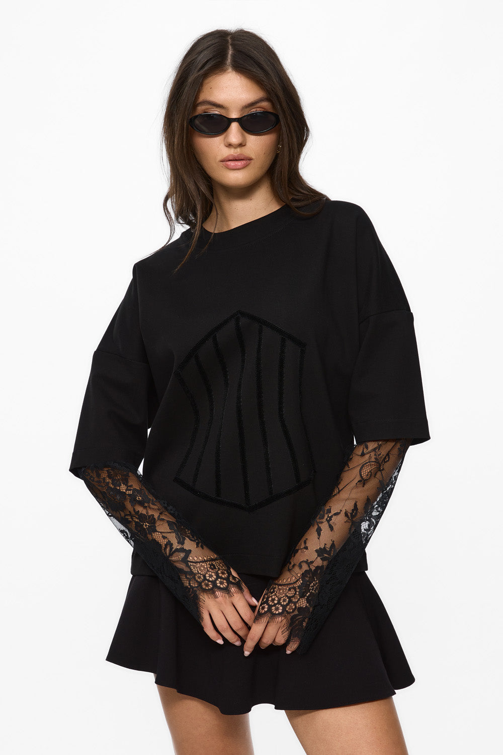 Top Venice  cu mâneci din dantelă | Femei | Negru  | Stil Modern & Elegant | Confort & Funcționalitate | Atelier Hamza