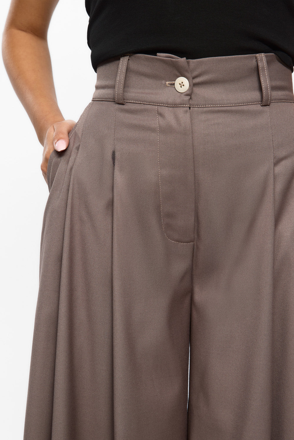 Kimi Beige Cloth Pants