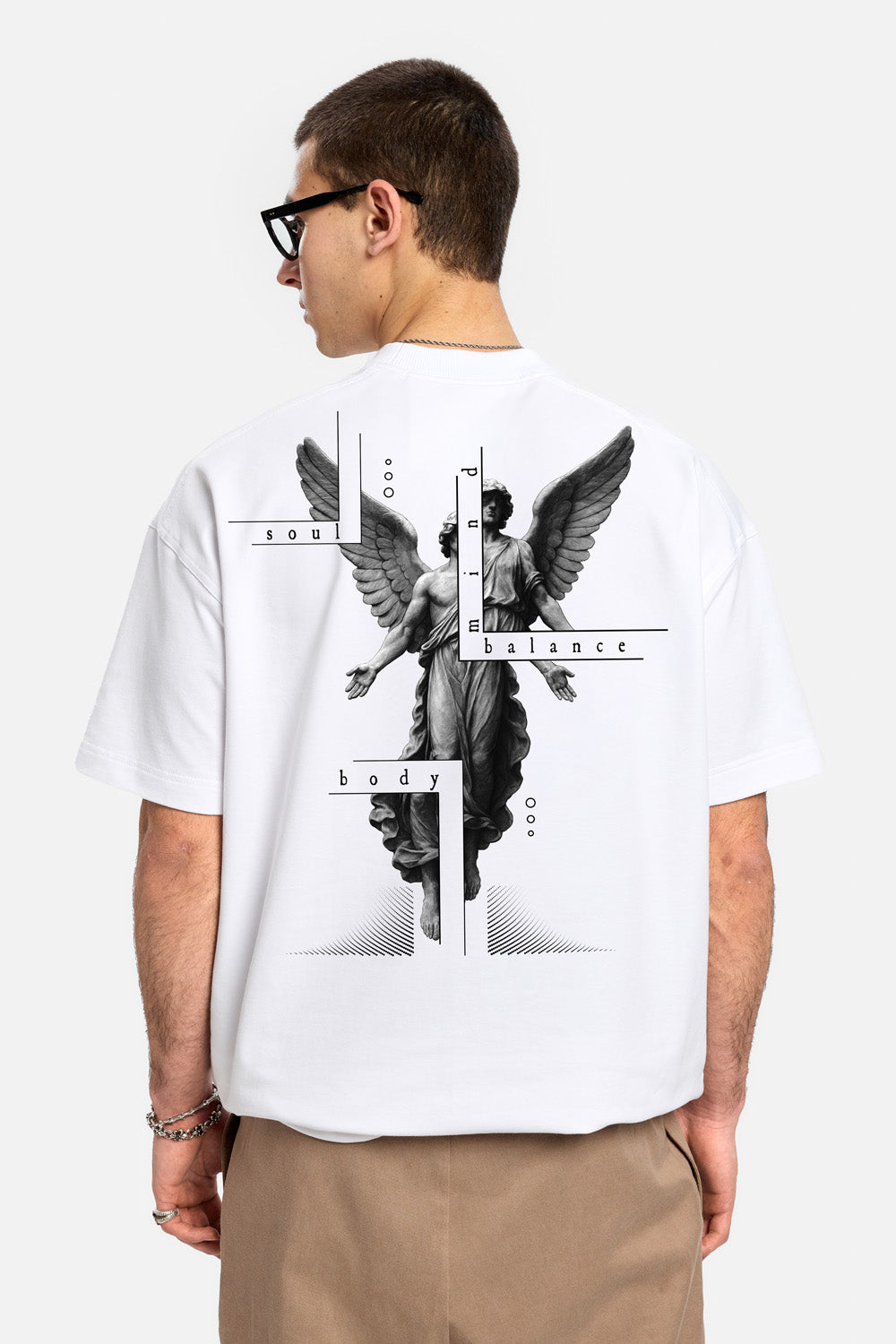 Tricou cu imprimeu Balance| Barbati | Alb | Stil Modern & Elegant | Confort & Funcționalitate | Atelier Hamza