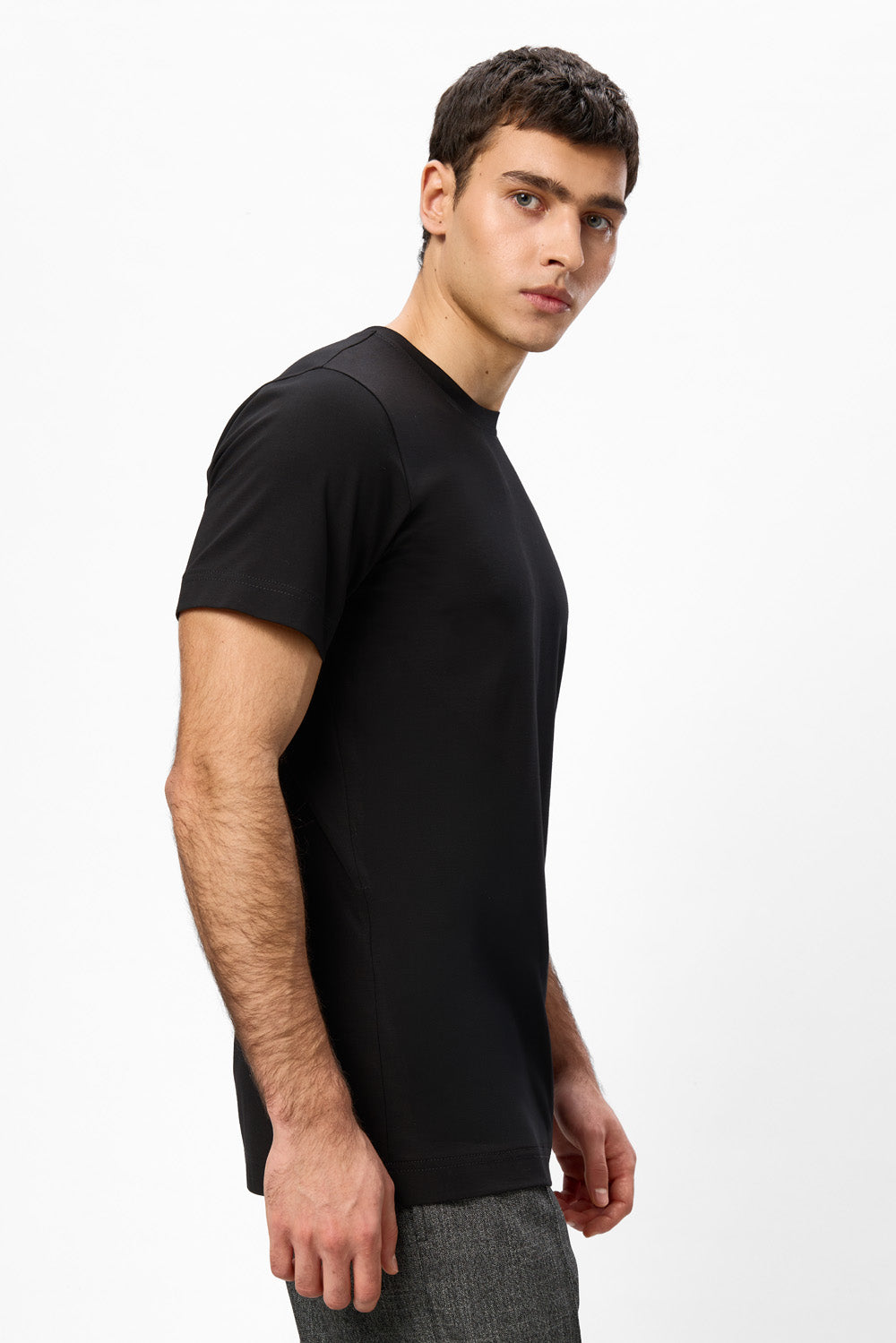 Como fit black T-shirt