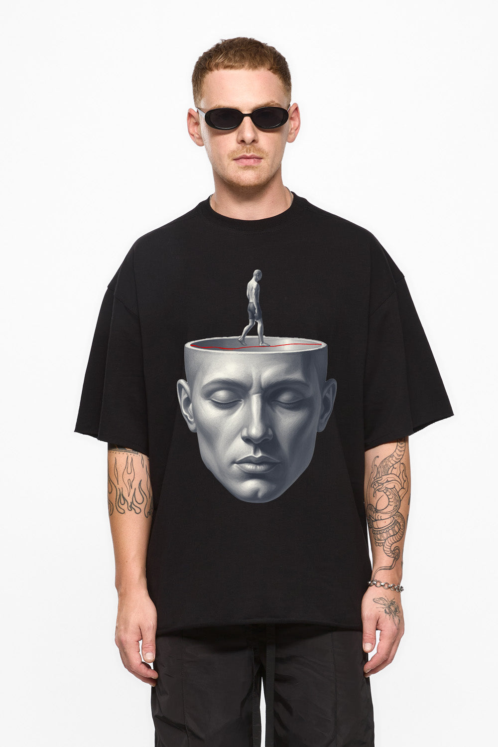 Tricou cu imprimeu Serenity| Barbati | Negru | Stil modern și elegant | Confort și funcționalitate | Atelier Hamza