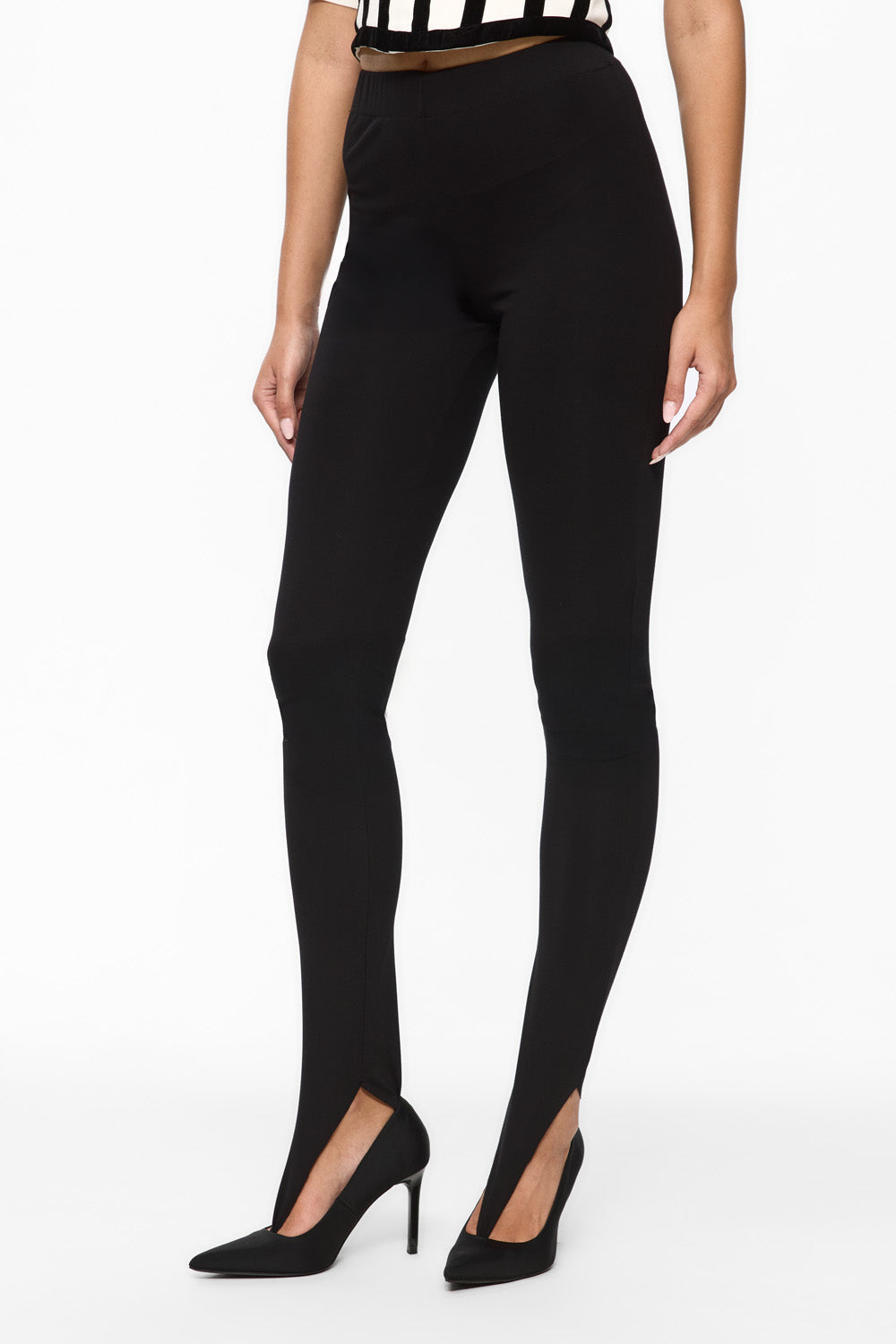 Riri Leggings | Women | Black | Modern and Elegant Style | Comfort and Functionality | Atelier Hamza