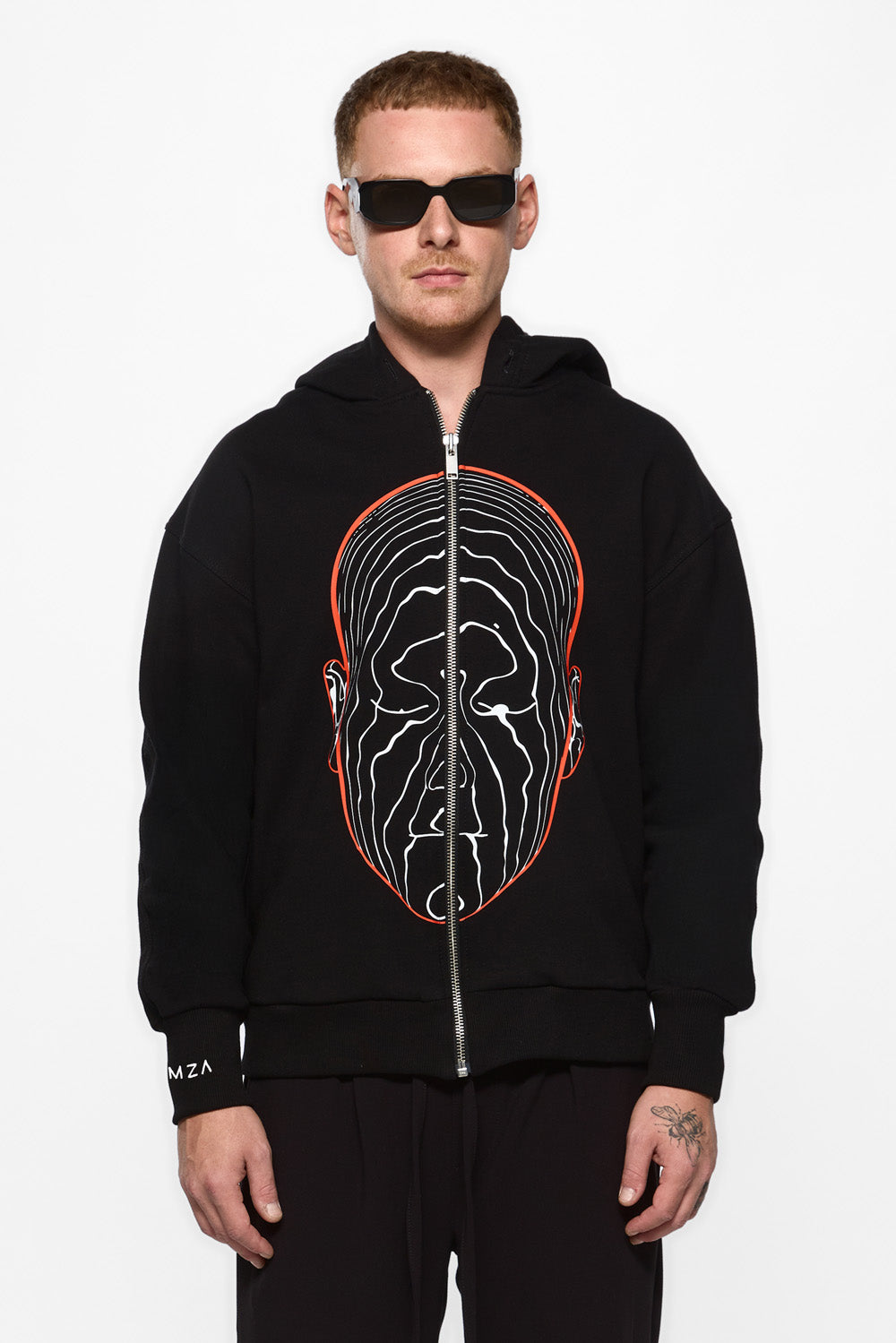 Bluza z kapturem z nadrukiem Fallen i zamkiem