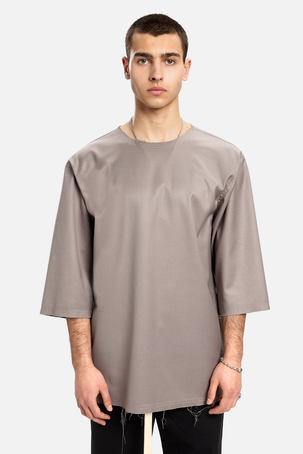 Tricou Thom | Bărbați | Bej | Stil Modern & Elegant | Confort & Funcționalitate | Atelier Hamza