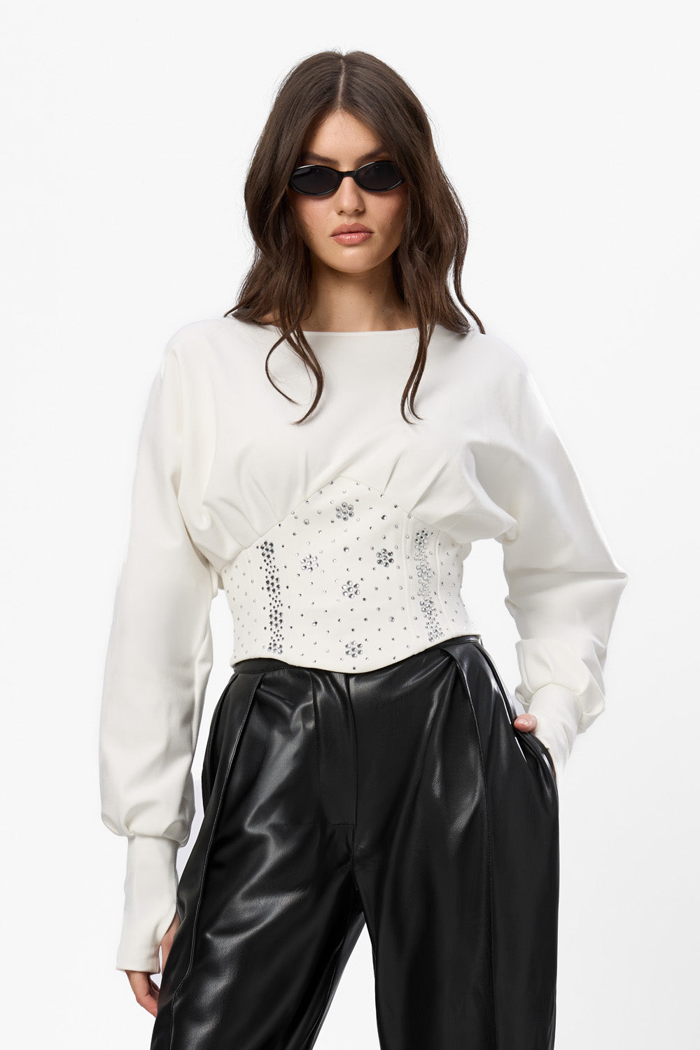 Czarna bluza z kapturem Karol z gorsetem