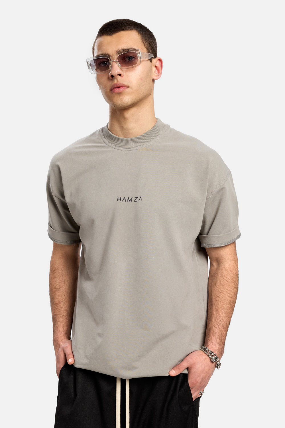 Tricou cu imprimeu Wings| Barbati | Gri | Stil Modern & Elegant | Confort & Funcționalitate | Atelier Hamza