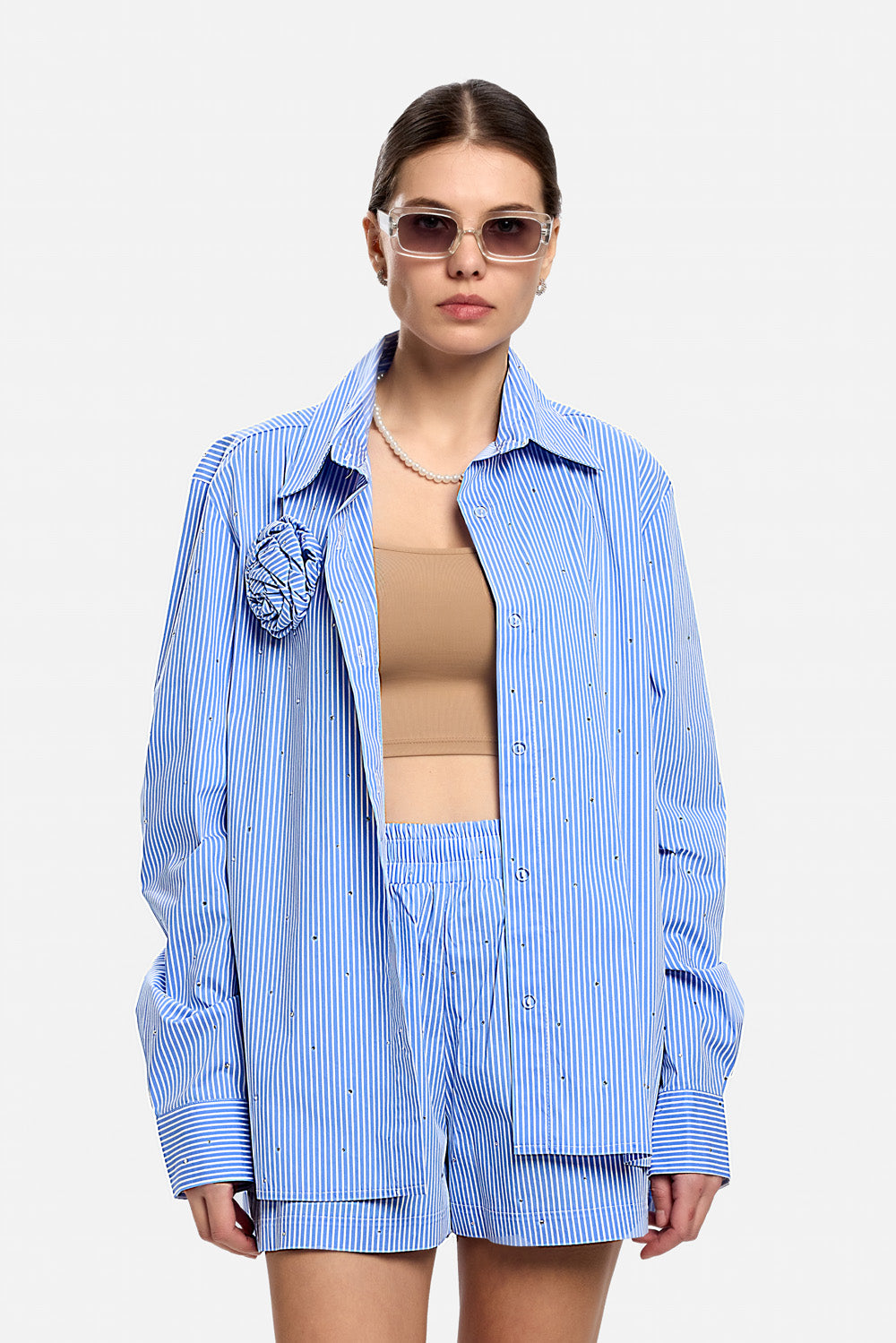 Cămașă Capri din poplin cu strasuri aplicate| Femei | Albastru | Stil Modern & Elegant | Confort & Funcționalitate | Atelier Hamza