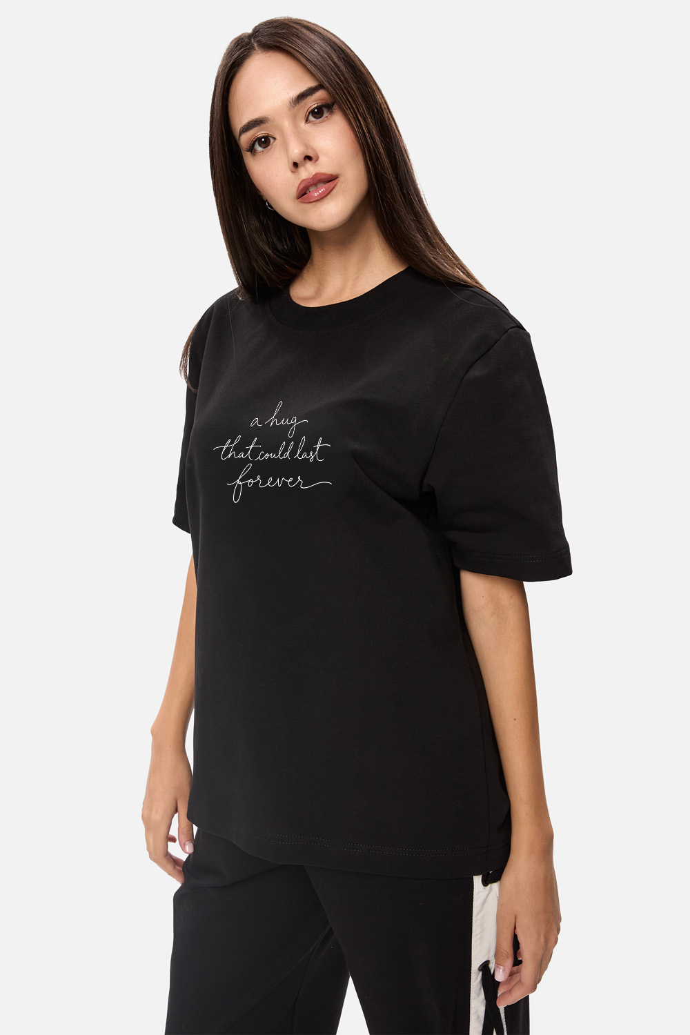 A hug one line black T-shirt