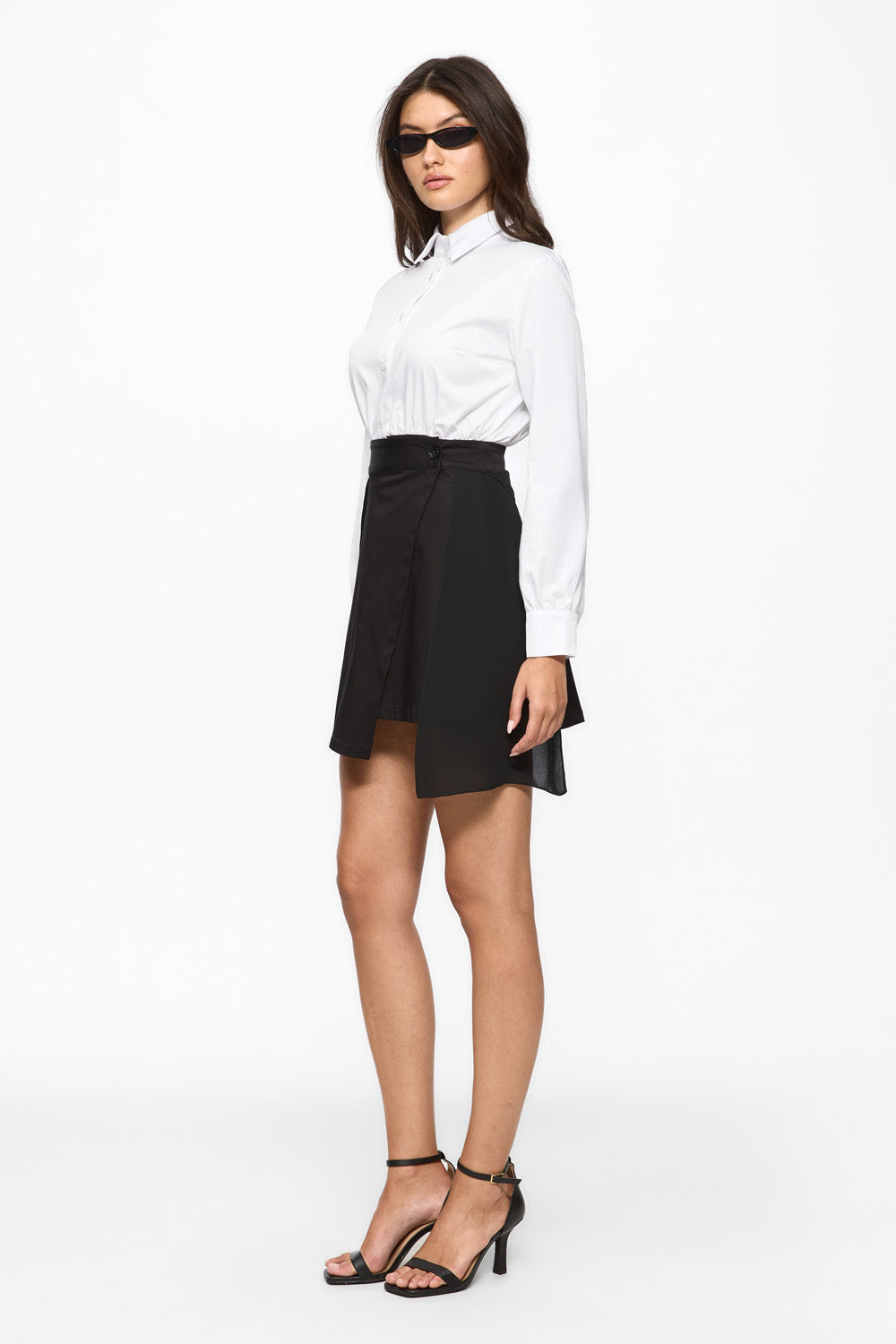 Czarna sukienka Lille z długimi rękawami