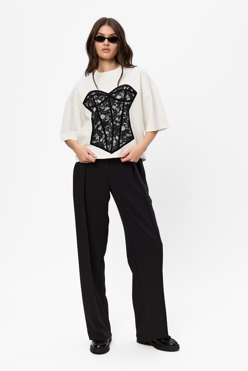 Charmante drukowana koszulka w kolorze Off-White W