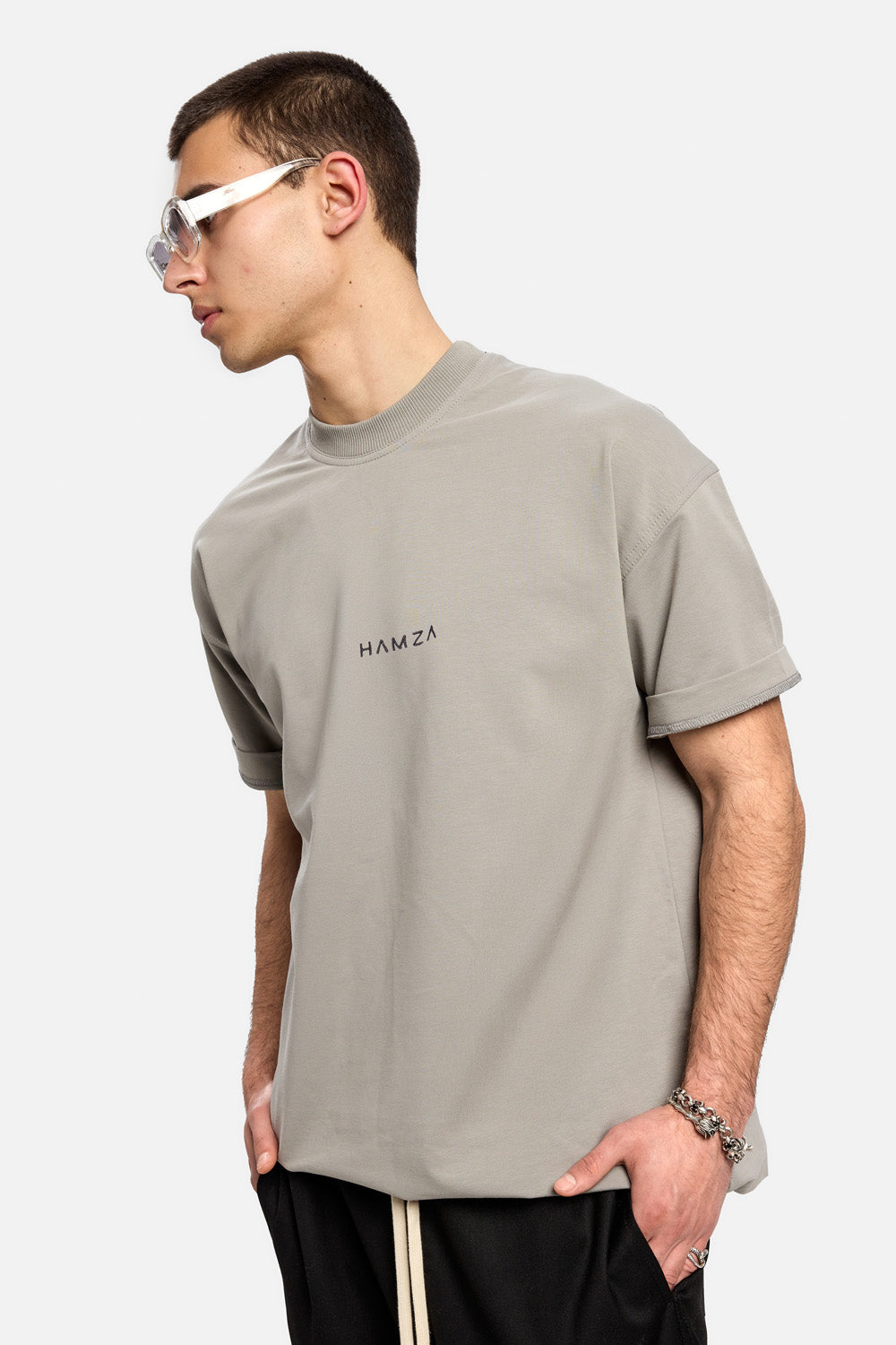 Tricou cu imprimeu Wings| Barbati | Gri | Stil Modern & Elegant | Confort & Funcționalitate | Atelier Hamza