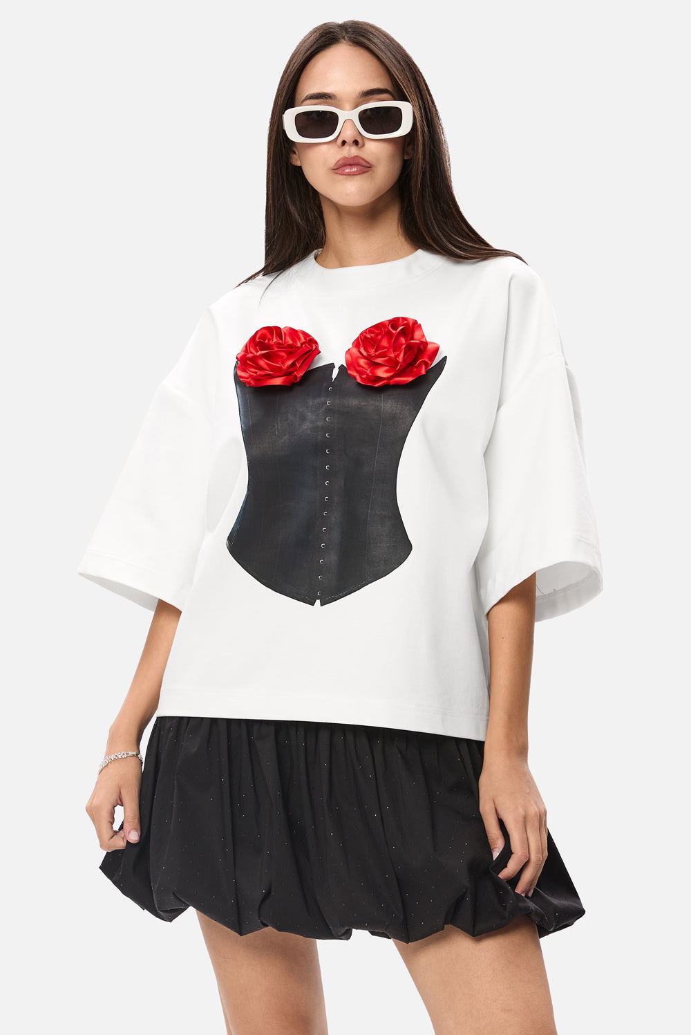 Belle with floral applique off-white T-shirt W