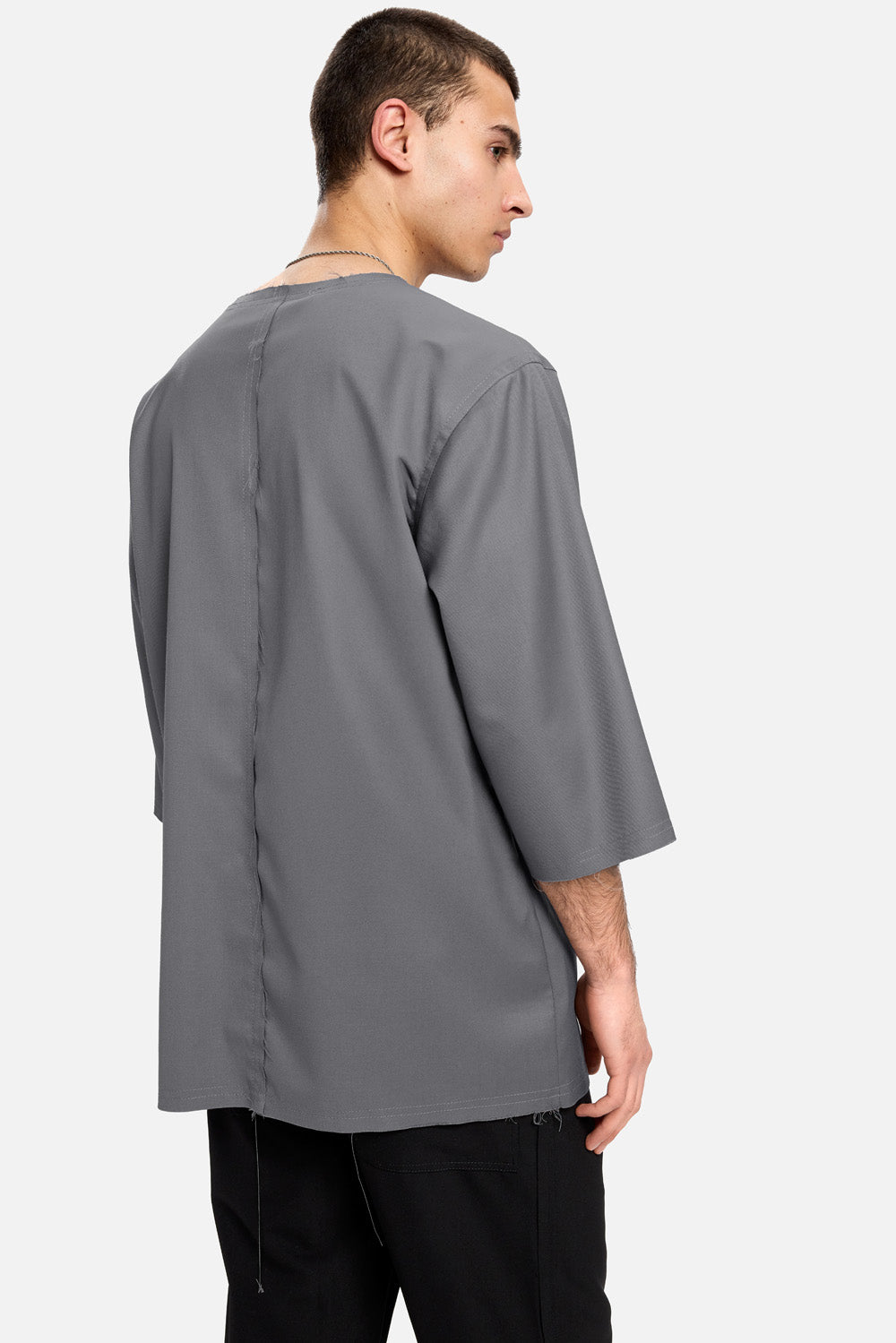 Tricou Thom | Bărbați | Gri | Stil Modern & Elegant | Confort & Funcționalitate | Atelier Hamza