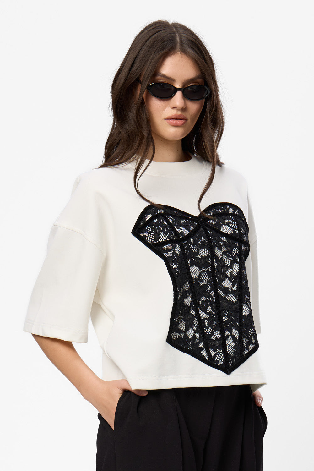 Charmante drukowana koszulka w kolorze Off-White W