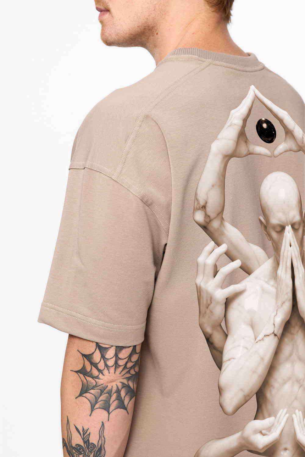 Beżowy haftowany T-shirt Chakra