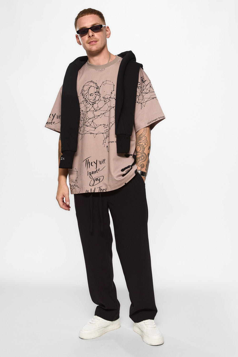 T-shirt with Tattoo print | Men | Beige | Modern & Elegant Style | Comfort & Functionality | Atelier Hamza