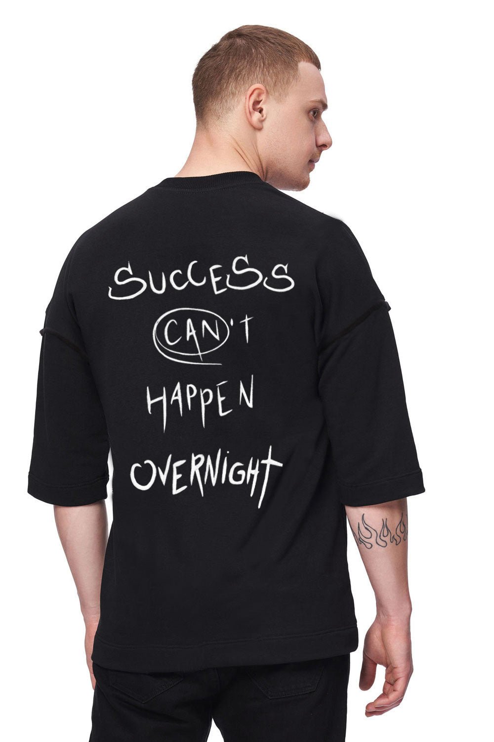 Tricou Brodat "Success" | Bărbați | Negru | Stil Atemporal & Elegant | Ambiție & Realizare | Atelier Hamza