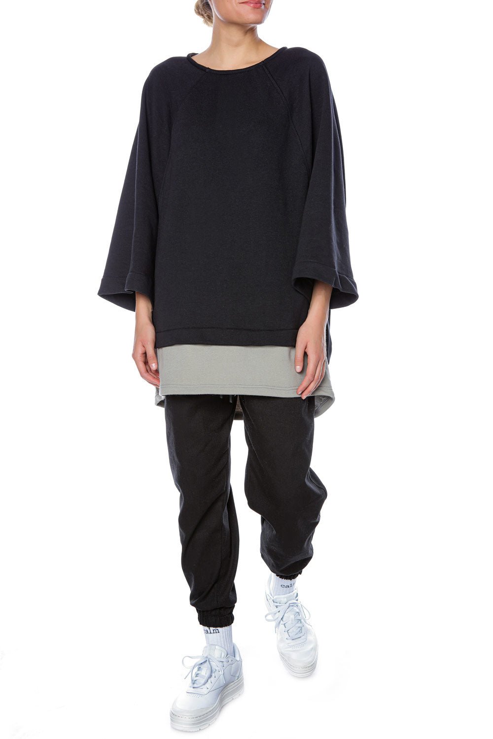 Tricou Brodat "Supreme" | Femei | Negru Elegant, Moale & Confortabil | Stil & Putere | Atelier Hamza