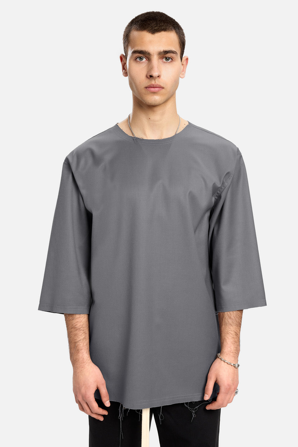 Tricou Thom | Bărbați | Gri | Stil Modern & Elegant | Confort & Funcționalitate | Atelier Hamza