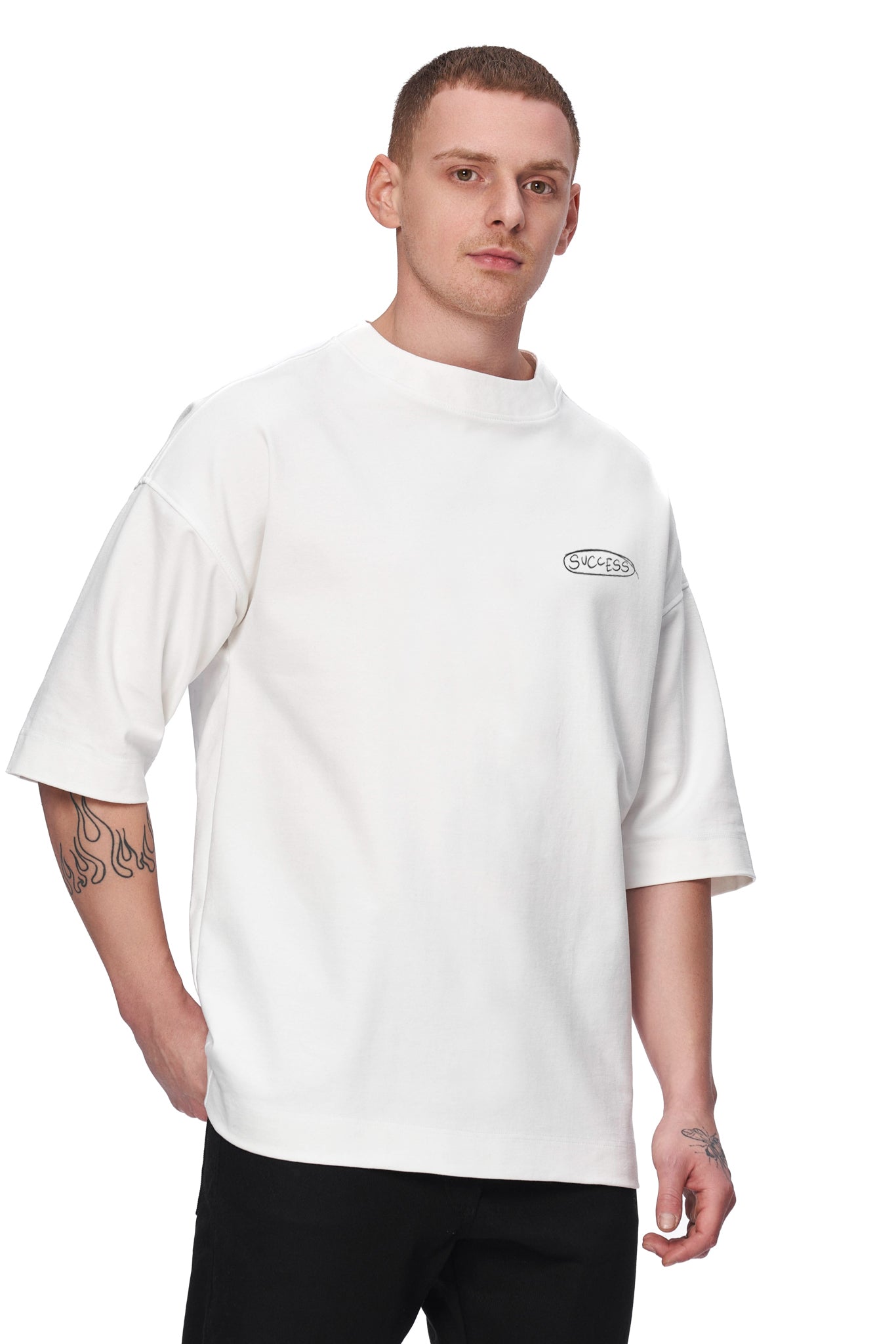 SUCCESS embroidered WHITE T-shirt